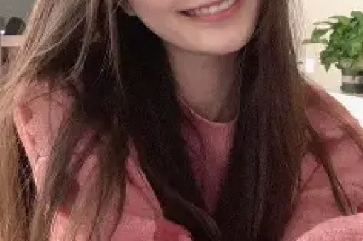 森林北清空跟汪峰相关内容却直播否认分手直播表情快哭了
